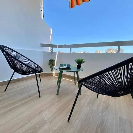 Chamartin - Acogedor - Playa Piscina Parking Y Ac Apartmán