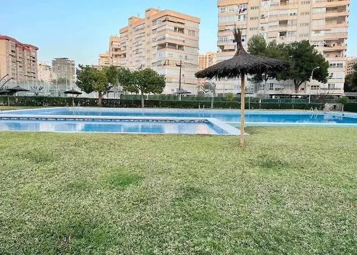 Chamartin - Acogedor - Playa Piscina Parking Y Ac *