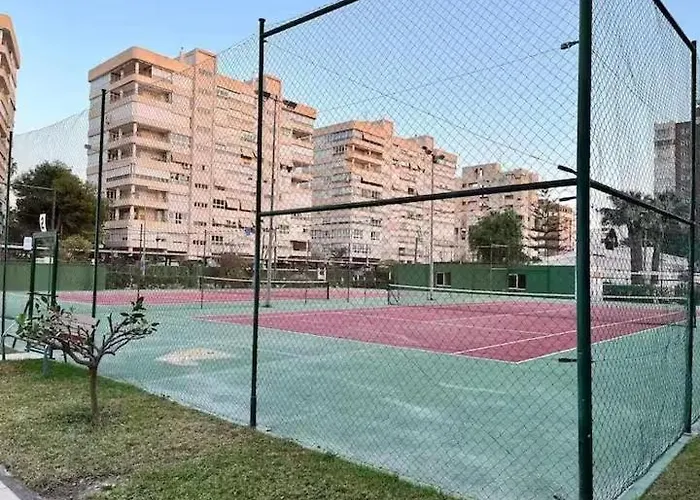 Chamartin - Acogedor - Playa Piscina Parking Y Ac Apartman *